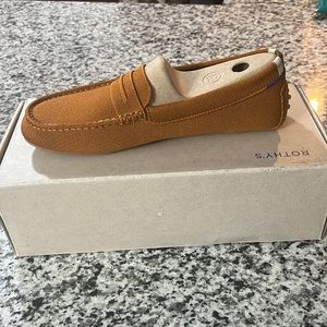 Brand: Rothy’s. Size: 9 1/2. Color: Ginger EUC